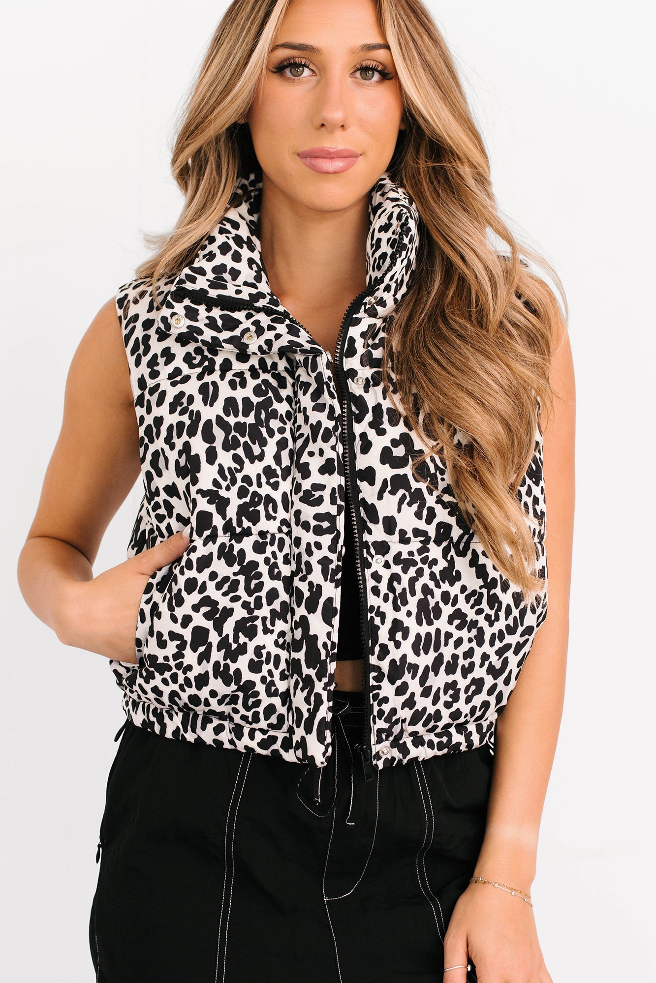 Wildest Dreams Leopard Print Puffer Vest (Black/Grey)