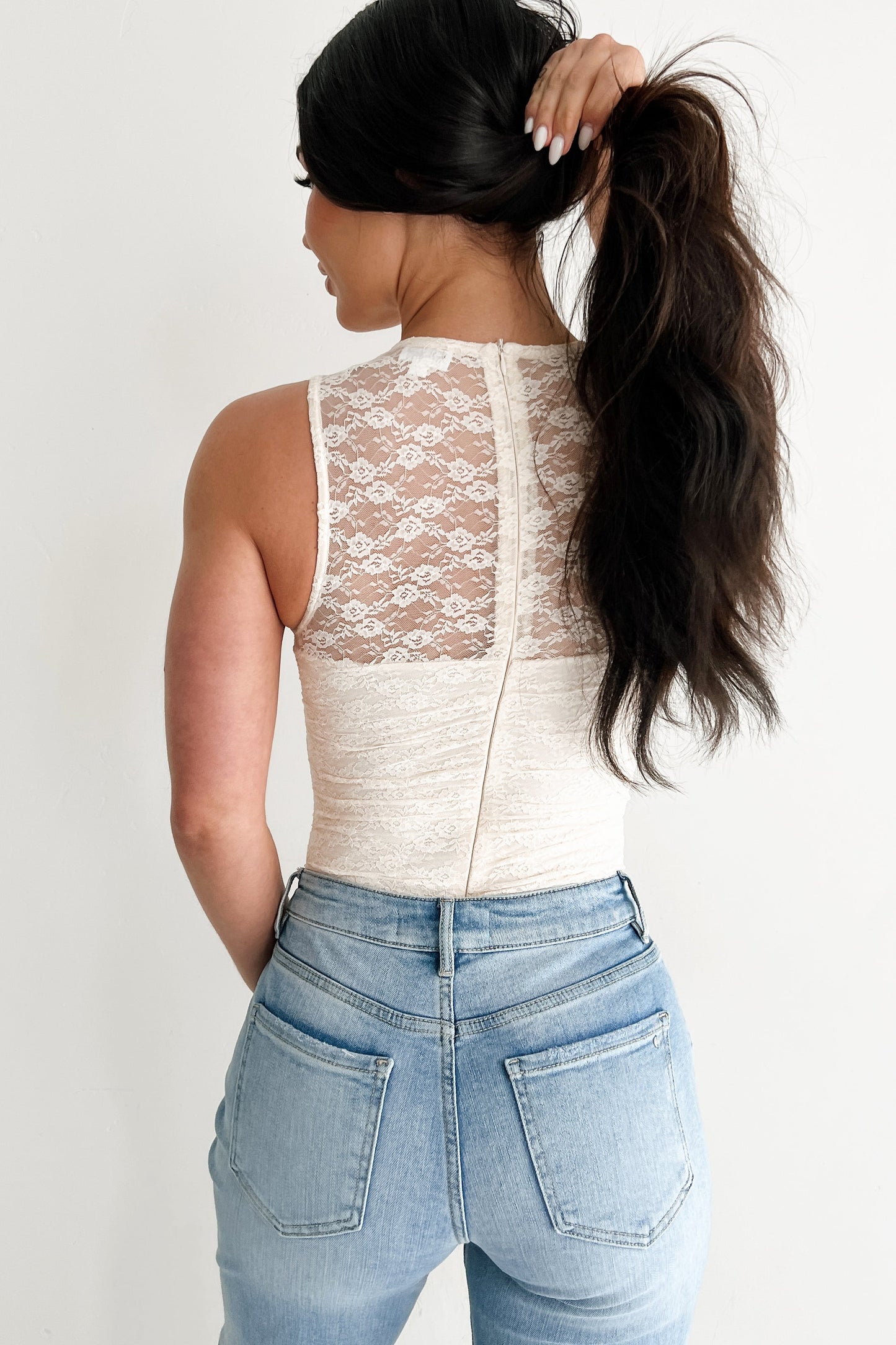 Radiant & Real Sleeveless Lace Bodysuit (Cream)