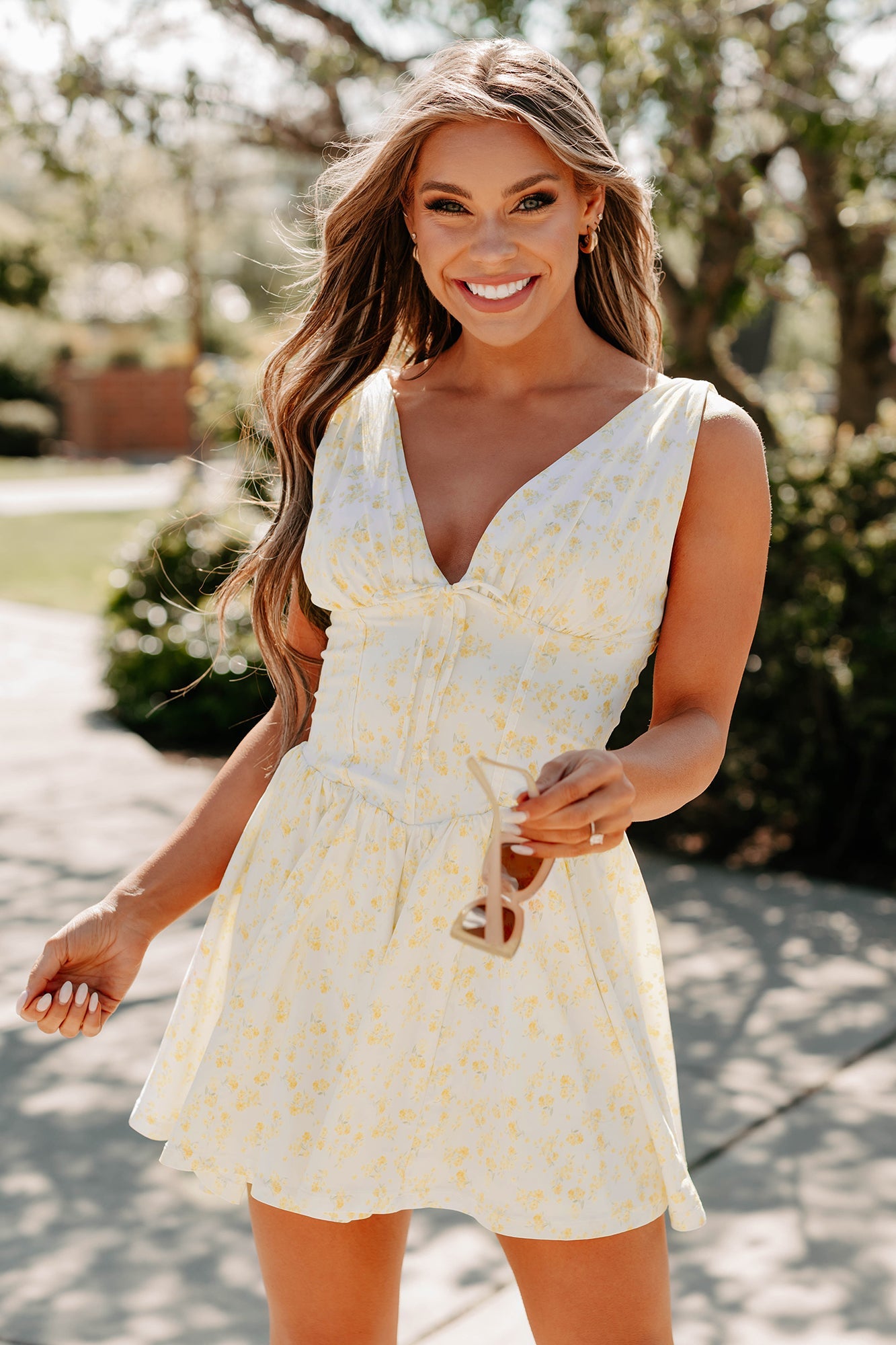 Stop & Bloom Sleeveless Floral Mini Dress (Yellow)