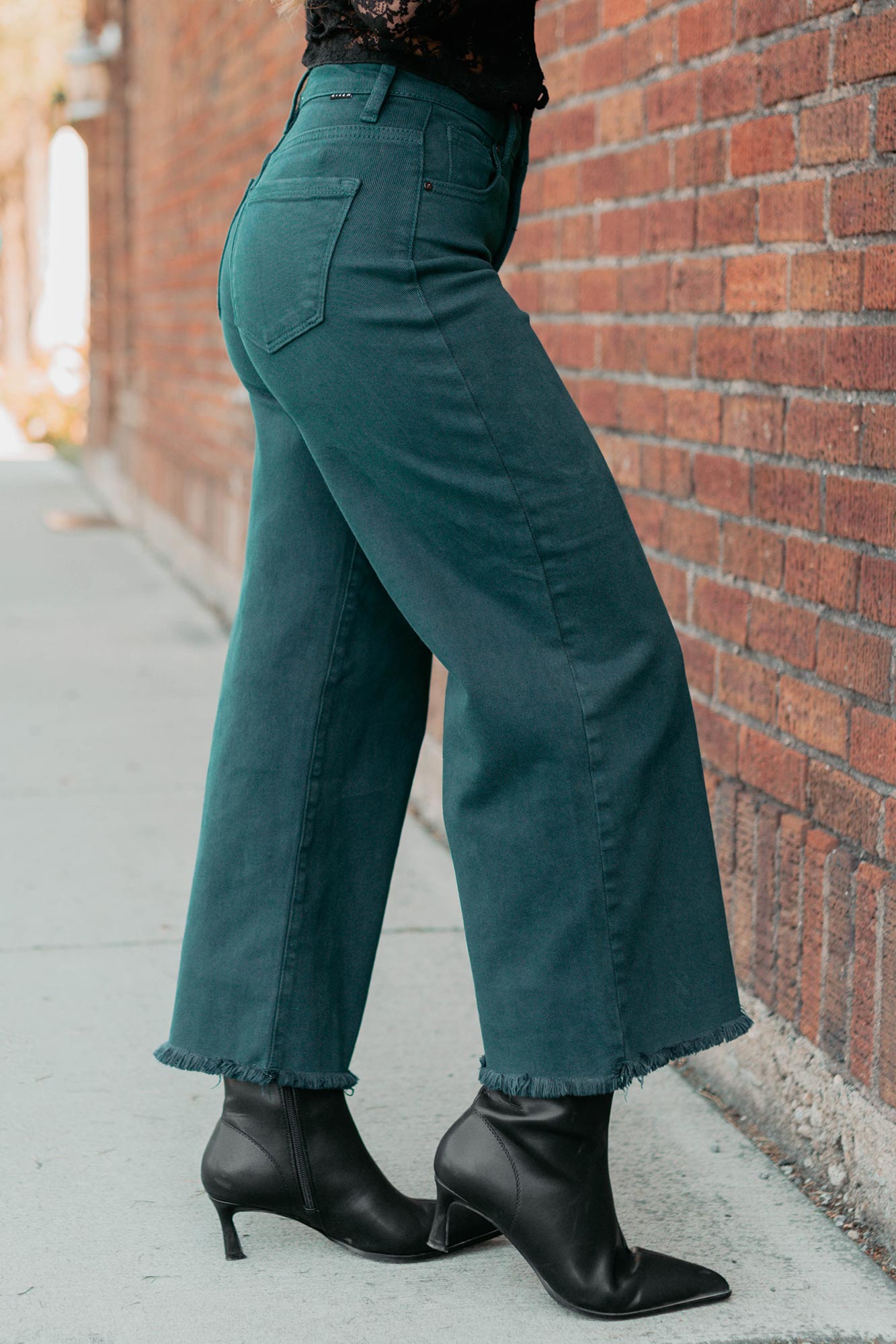 Walter High Rise Wide Crop Risen Jeans (Hunter Green)