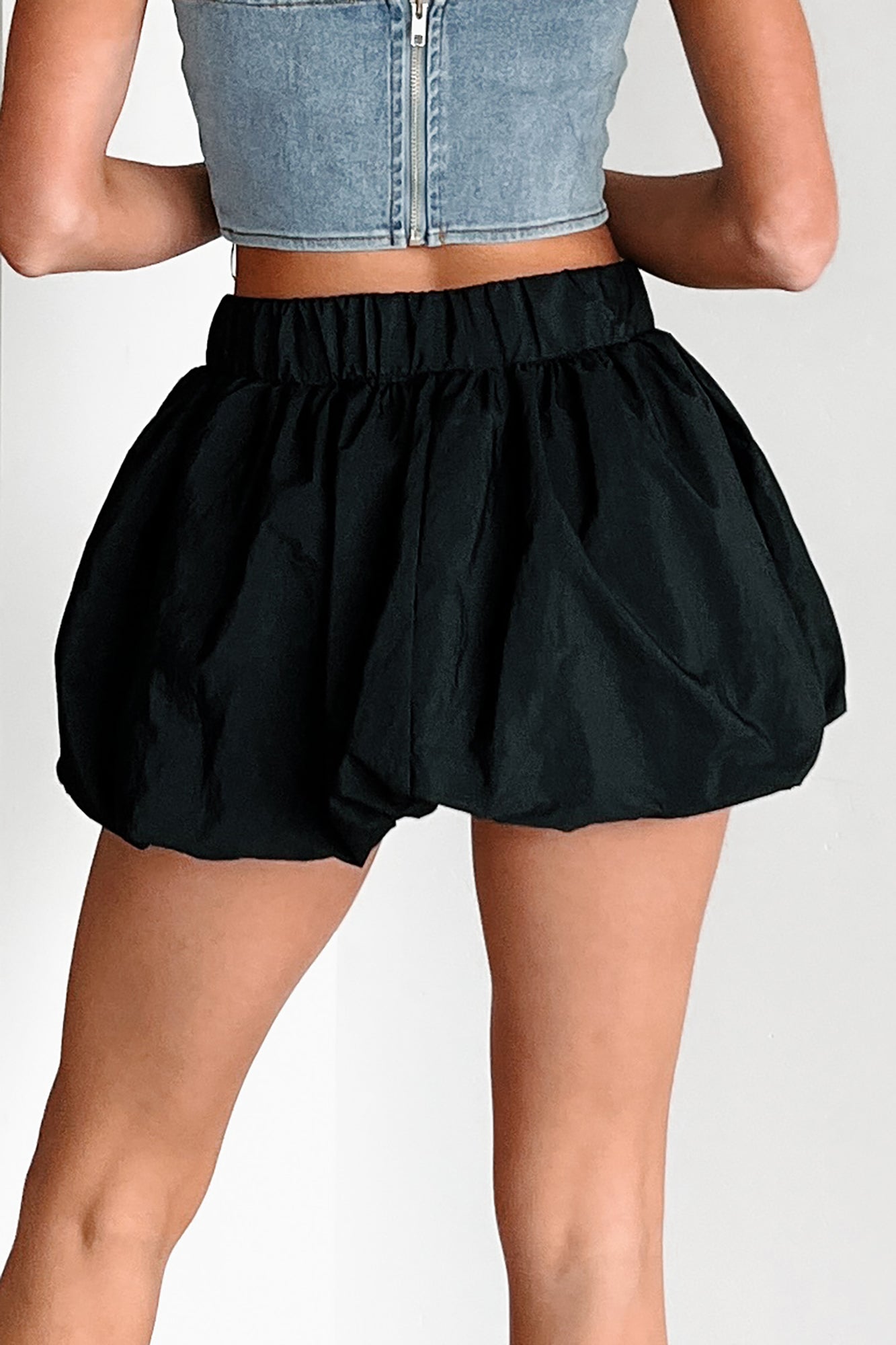 Yolanda Shorts Lined Bubbled Windbreaker Skirt (Black)