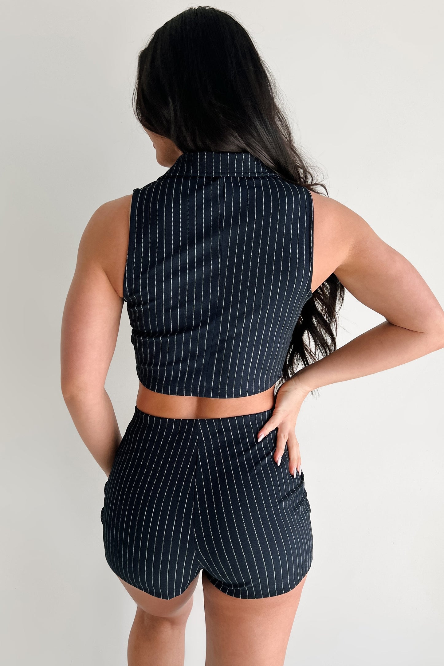 Workflow Edge Two Piece Pinstripe Skort Set (Navy/White)